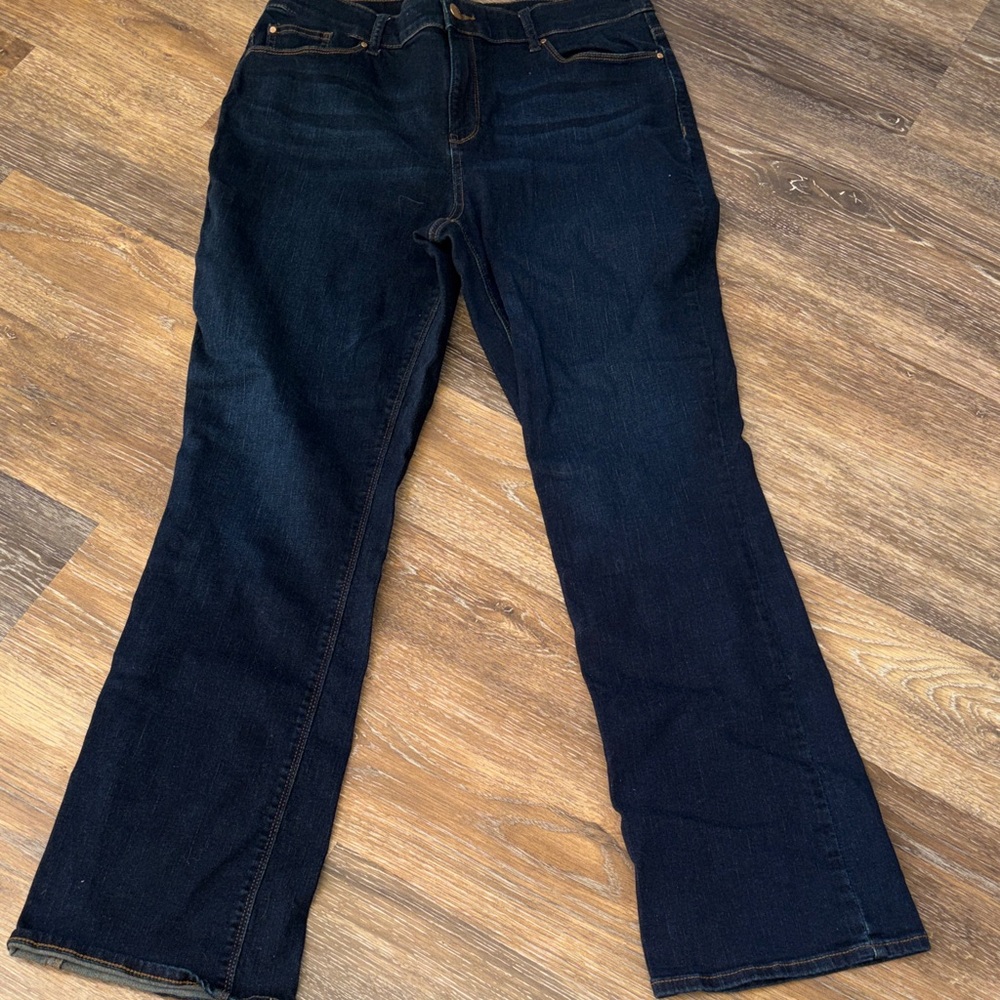Chicos Bareboot Classic Dark Blue Women's Jeans(1.5)